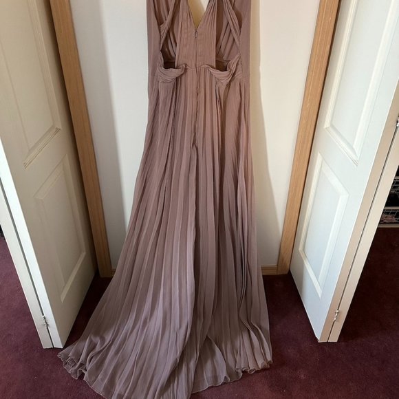 ASOS Dusty Pink Crisscross Prom Dress - Picture 4 of 5